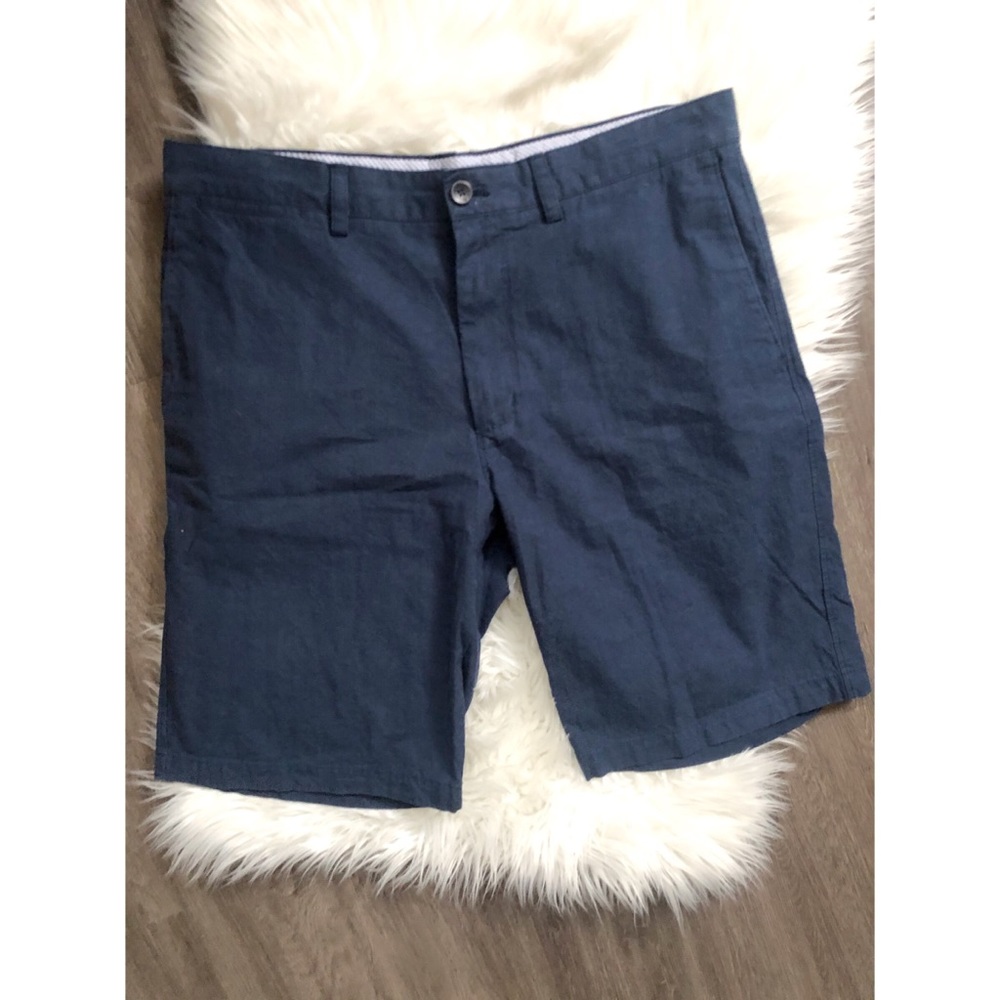 Men’s banana republic blue shorts ✨